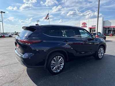 2026 Toyota Highlander Platinum