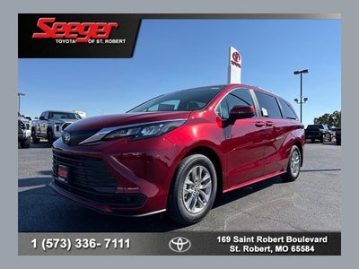 2026 Toyota Sienna LE