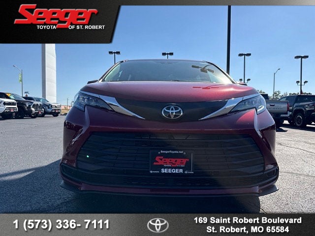 2026 Toyota Sienna LE