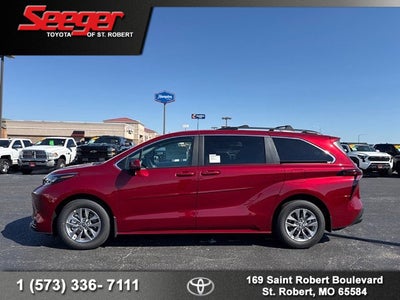 2026 Toyota Sienna LE