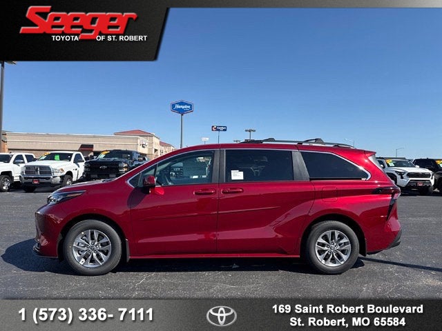 2026 Toyota Sienna LE