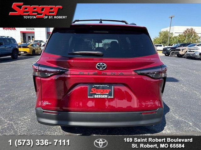 2026 Toyota Sienna LE