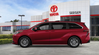 2026 Toyota Sienna LE