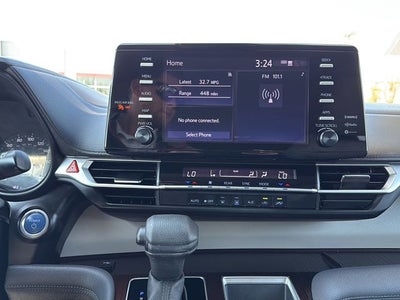 2024 Toyota Sienna LE 8 Passenger