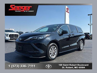 2024 Toyota Sienna LE 8 Passenger