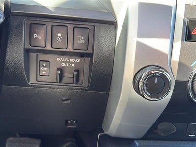 2018 Toyota TUNDRA 4X4 Platinum 5.7L V8