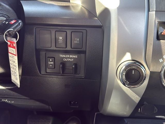 2019 Toyota TUNDRA 4X4 SR5 CrewMax