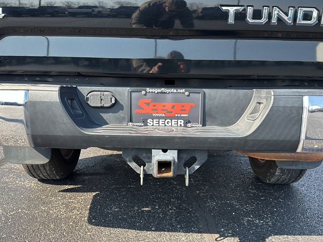 2018 Toyota TUNDRA 4X4 SR5