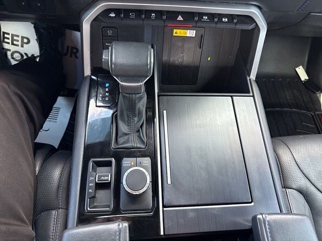2023 Toyota Tundra Platinum