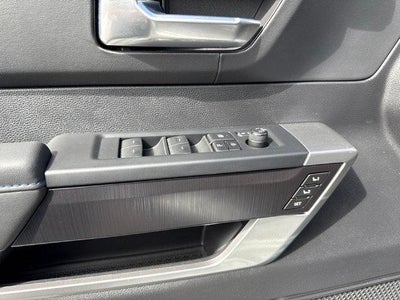 2023 Toyota Tundra Hybrid Platinum