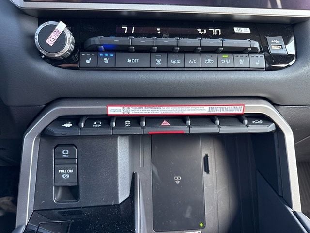 2026 Toyota Tundra i-FORCE MAX Platinum i-FORCE MAX