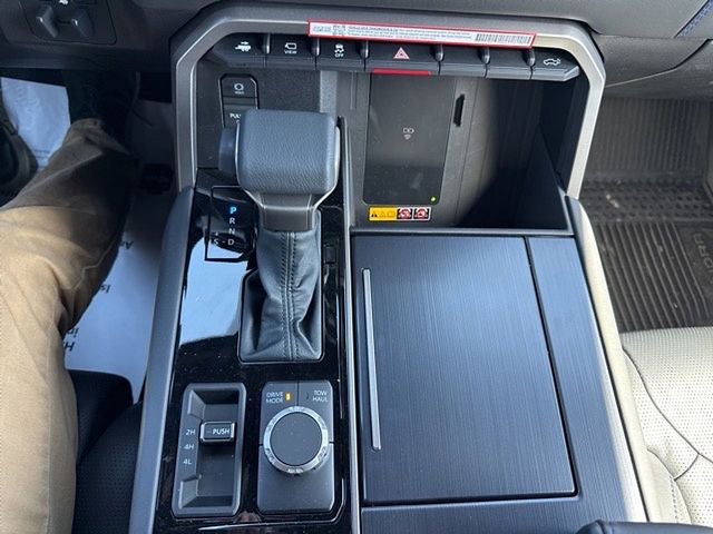2026 Toyota Tundra i-FORCE MAX Platinum i-FORCE MAX