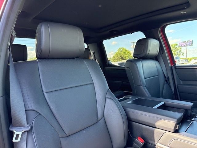 2026 Toyota Tundra i-FORCE MAX Platinum i-FORCE MAX