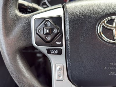 2016 Toyota TUNDRA 4X4 SR5