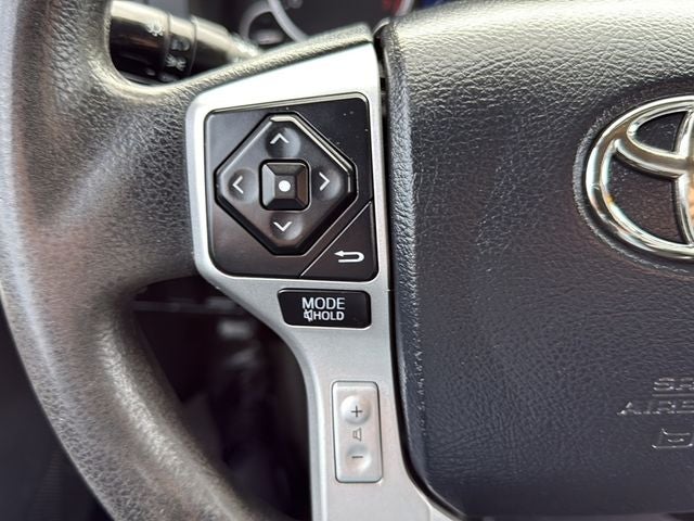 2016 Toyota TUNDRA 4X4 SR5