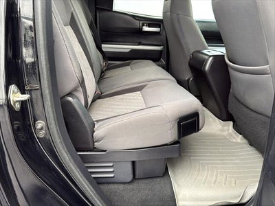 2016 Toyota TUNDRA 4X4 SR5