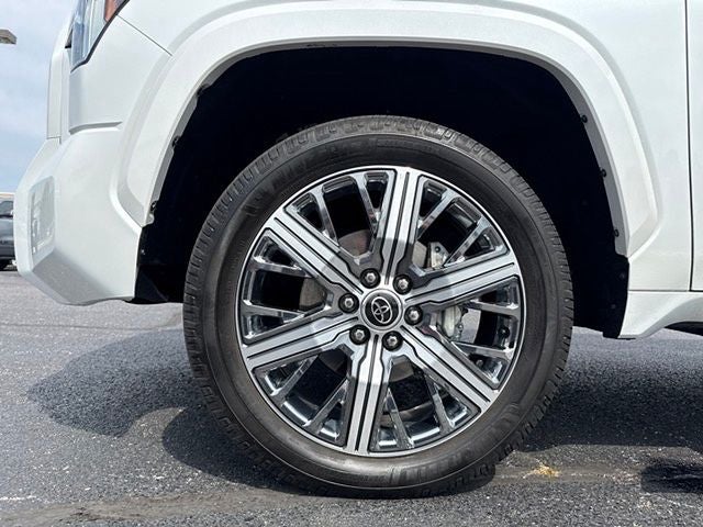2023 Toyota Tundra Hybrid Capstone