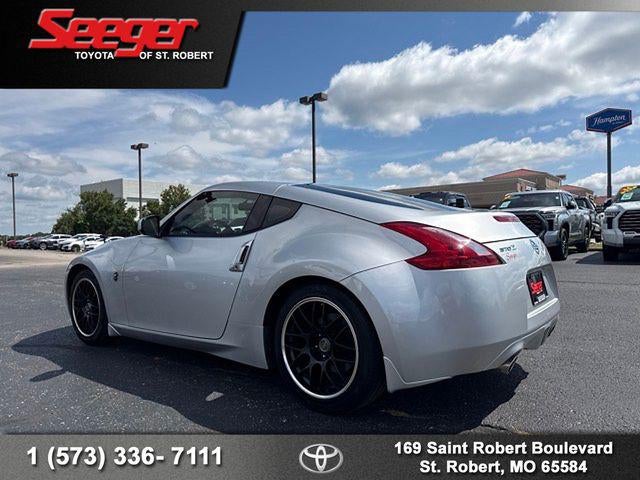 2010 Nissan 370Z Base