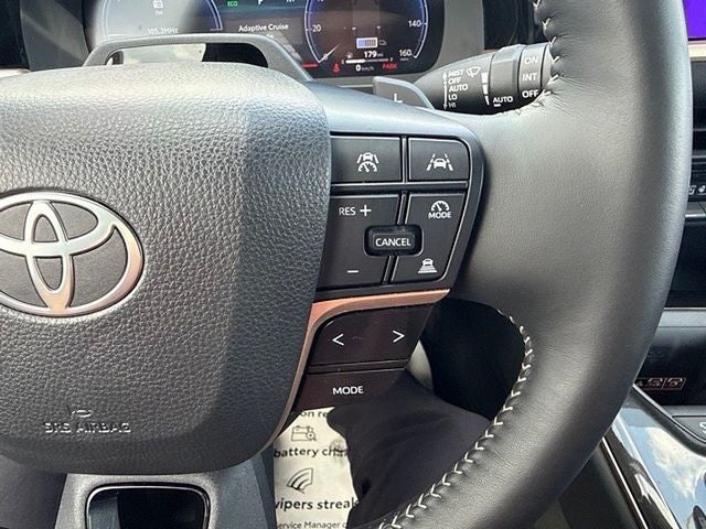 2025 Toyota Crown Signia Limited