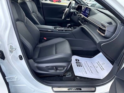 2025 Toyota Crown Signia Limited