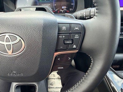 2025 Toyota Crown Signia Limited