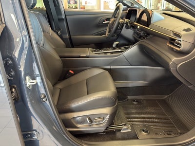 2025 Toyota Toyota Crown Signia Limited