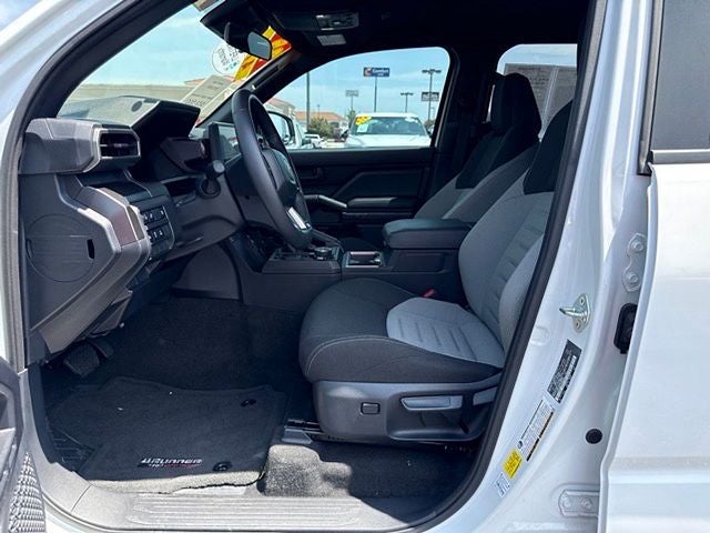 2025 Toyota 4Runner i-FORCE MAX Hybrid TRD Off Road