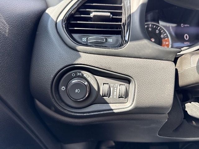 2023 Jeep Renegade Altitude