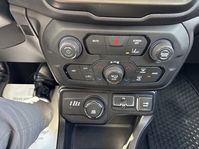 2023 Jeep Renegade Altitude