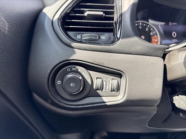 2023 Jeep Renegade Altitude