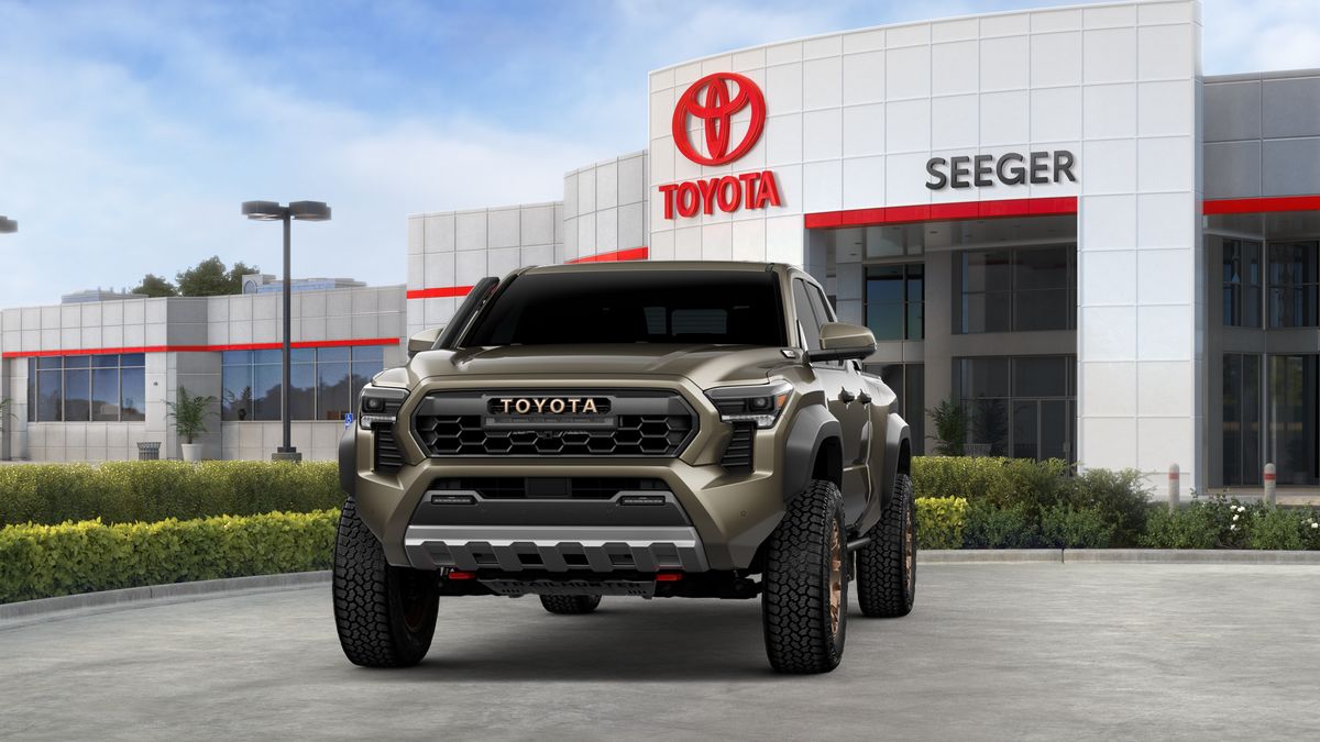 2026 Toyota Tacoma Hybrid Trailhunter