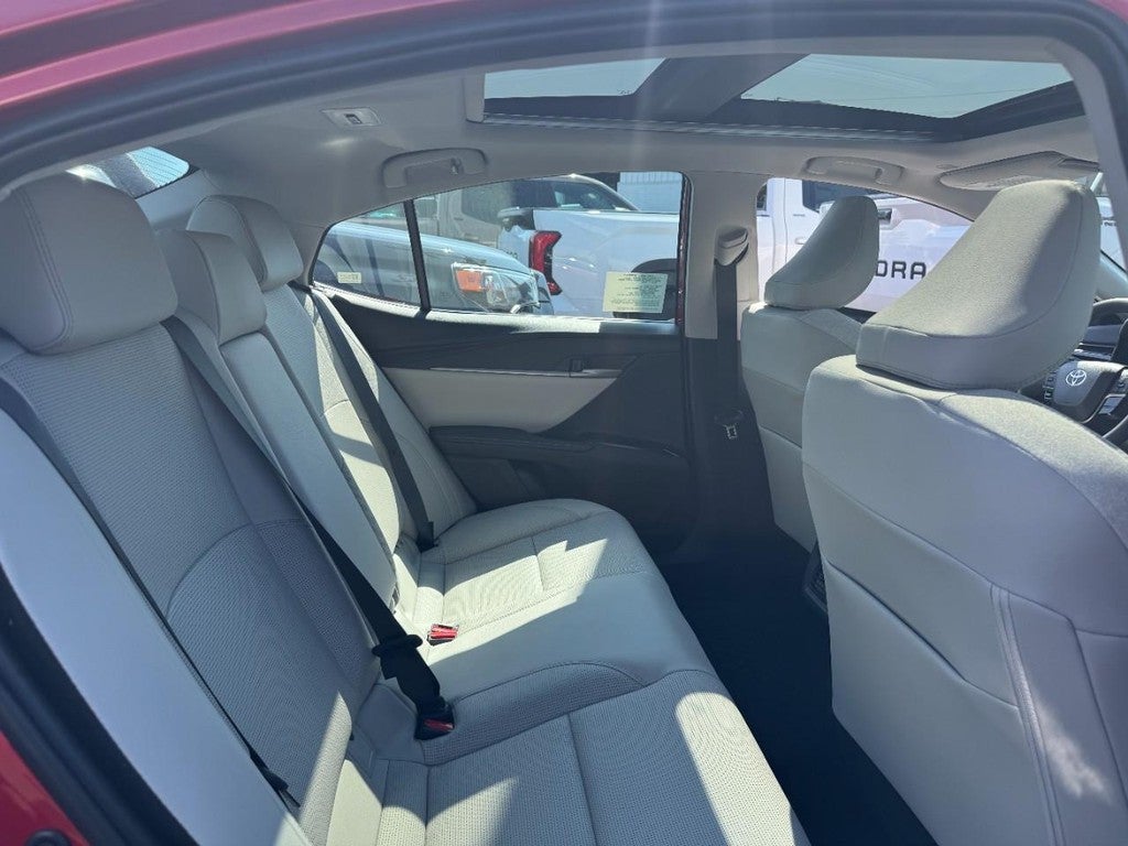 2026 Toyota Camry XLE AWD (Natl)