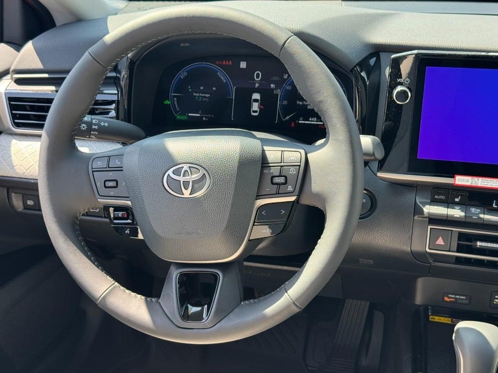 2026 Toyota Camry XLE AWD (Natl)