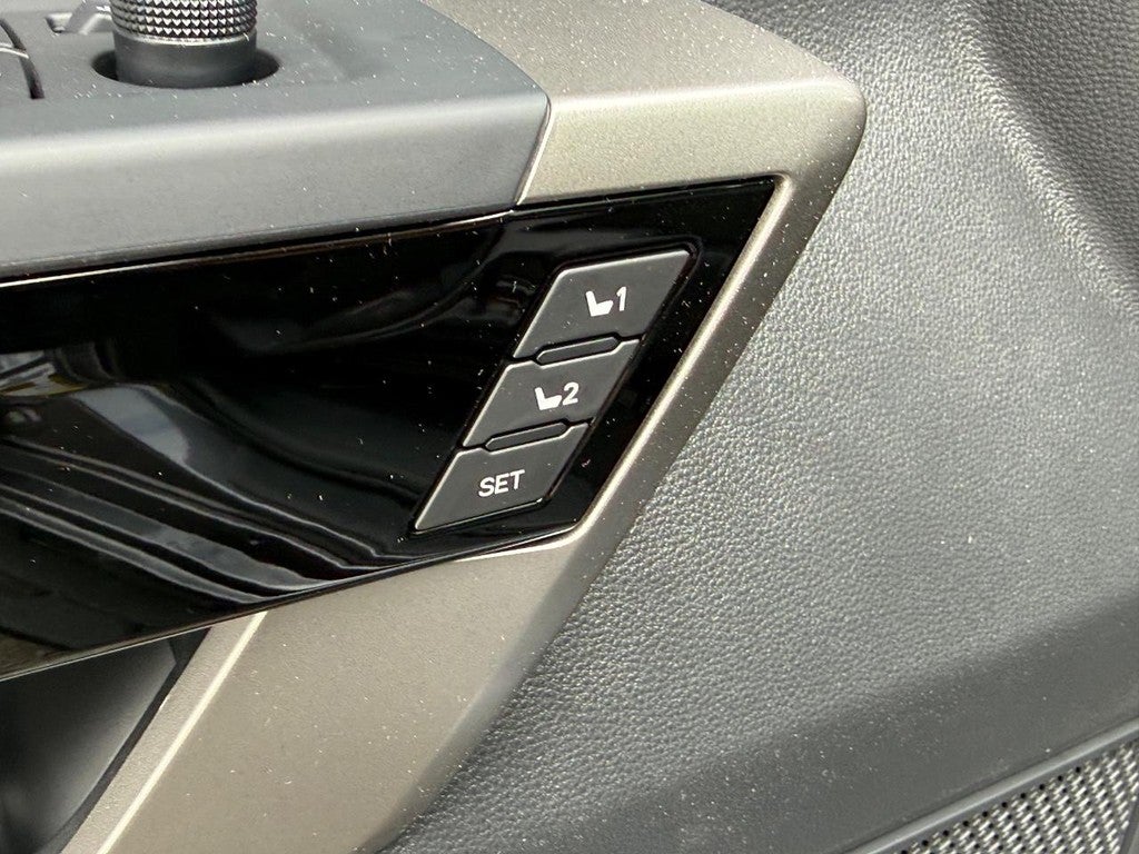 2026 Toyota Tundra i-FORCE MAX Limited i-FORCE MAX