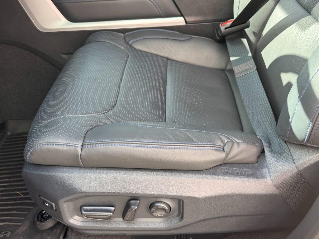 2025 Toyota Tundra i-FORCE MAX Platinum i-FORCE MAX