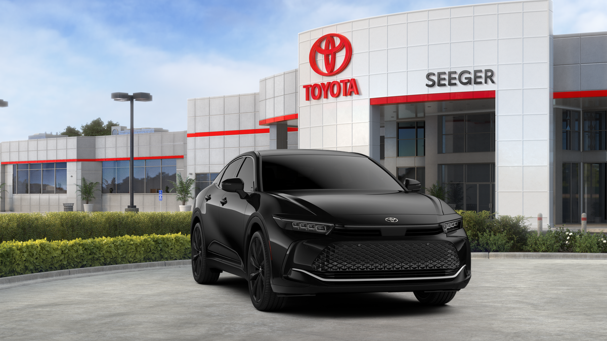 2026 Toyota Toyota Crown Nightshade