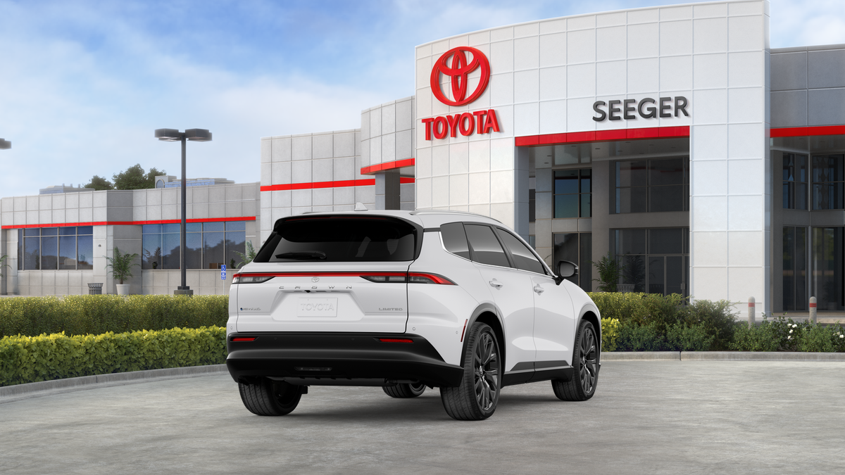 2026 Toyota Toyota Crown Signia Limited