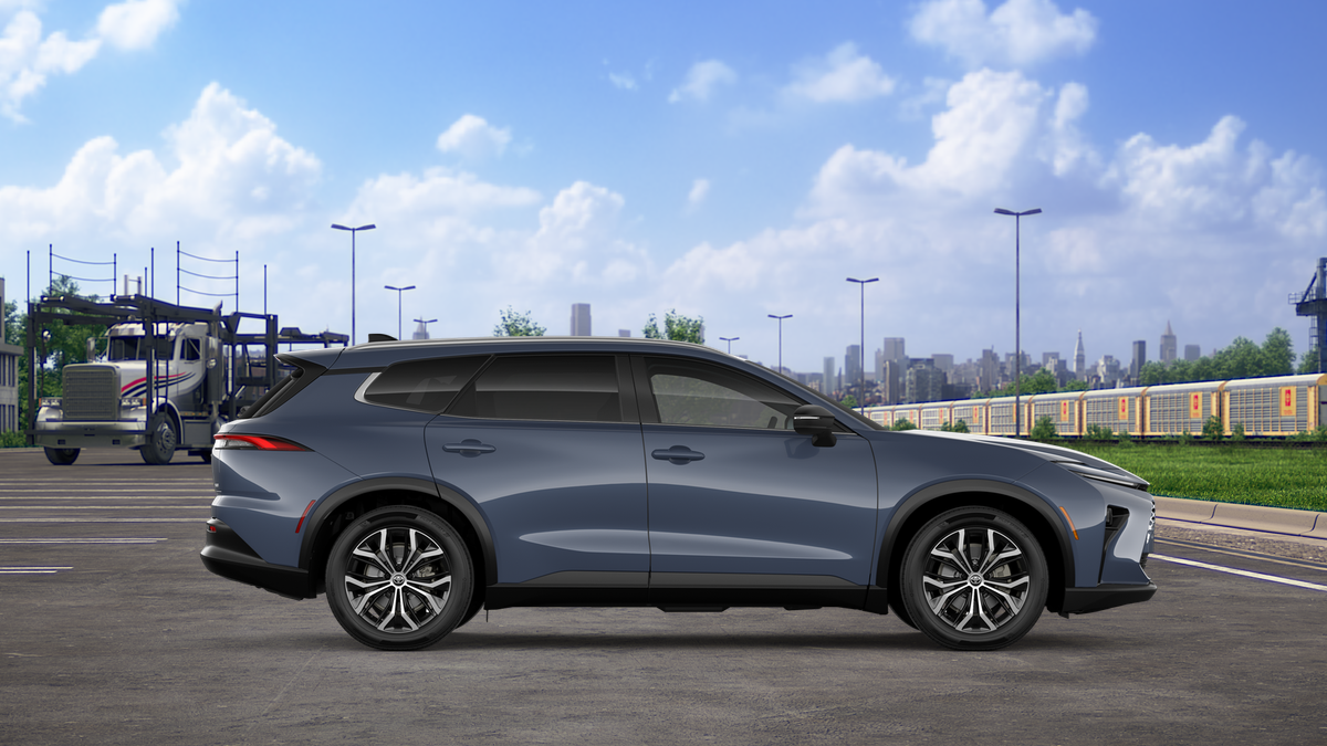 2026 Toyota Toyota Crown Signia XLE