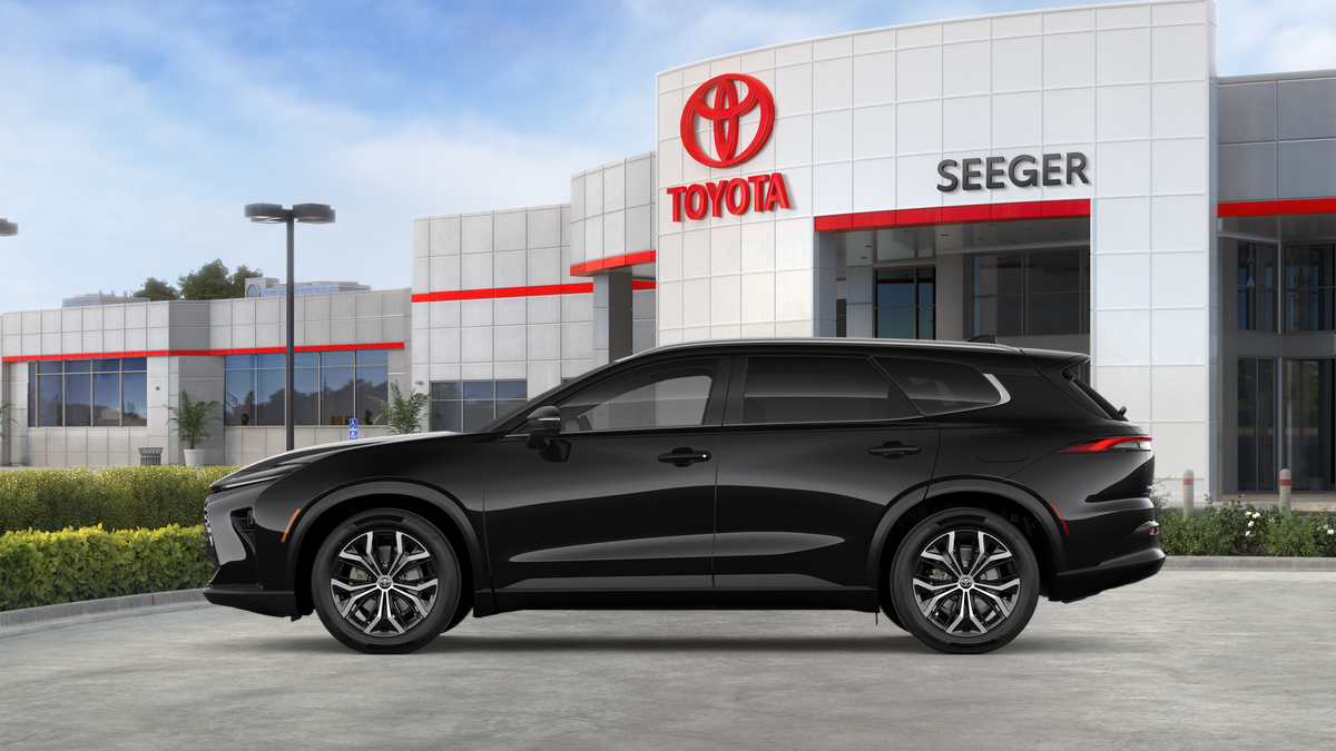 2026 Toyota Crown Signia XLE
