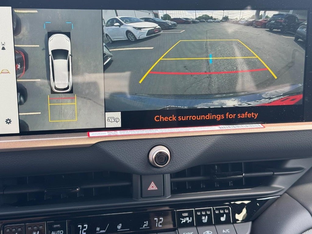 2026 Toyota Crown Signia Limited AWD (Natl)