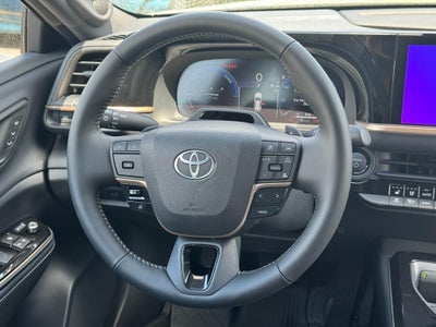 2026 Toyota Crown Signia Limited AWD (Natl)