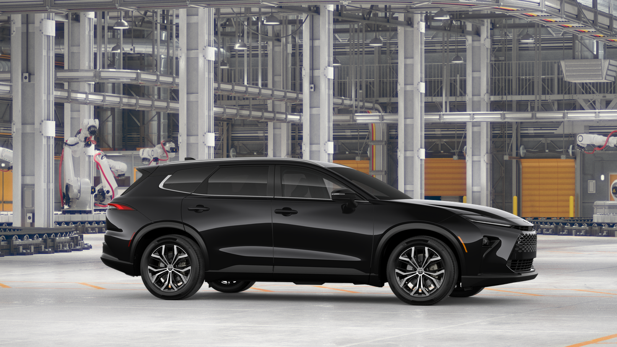 2026 Toyota Crown Signia XLE