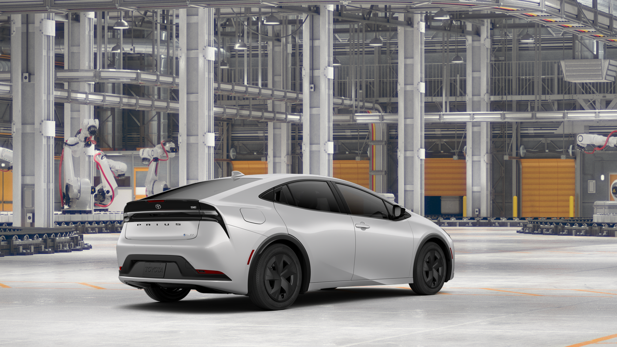 2027 Toyota Prius Plug-in SE