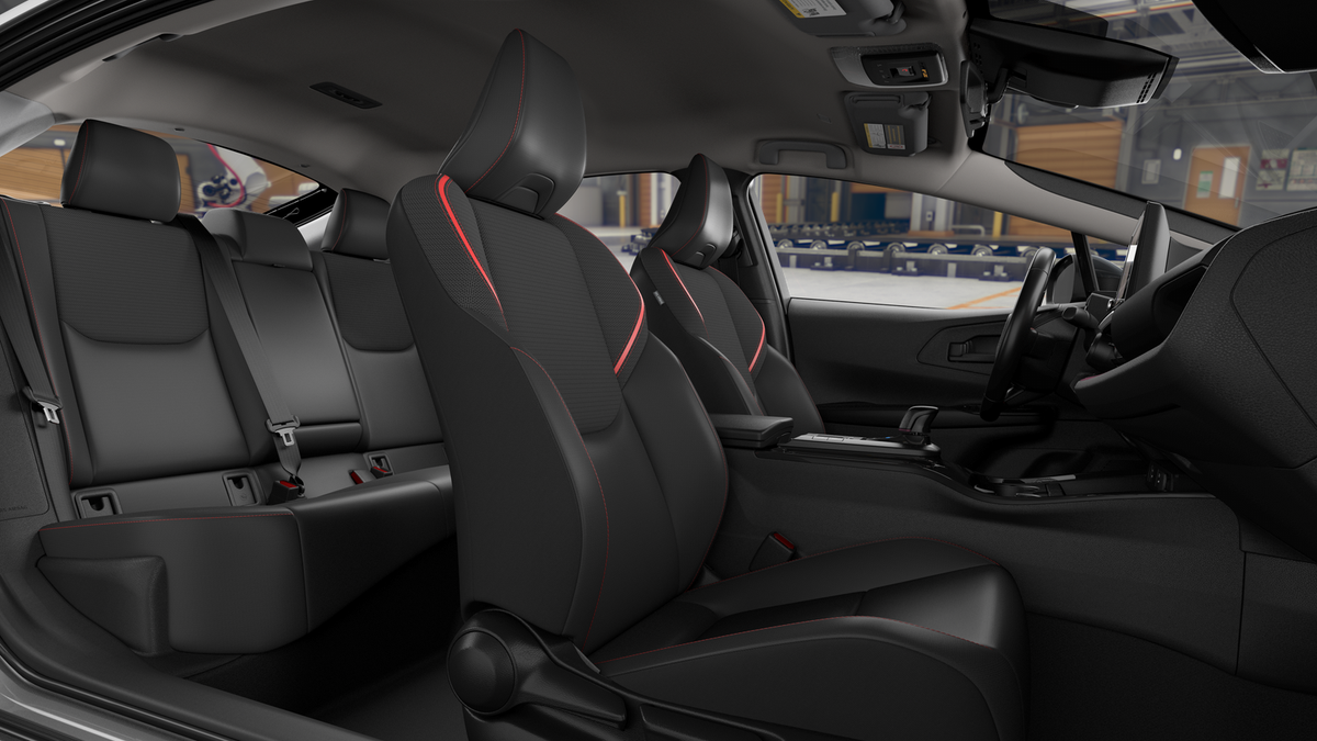 2027 Toyota Prius Plug-in SE