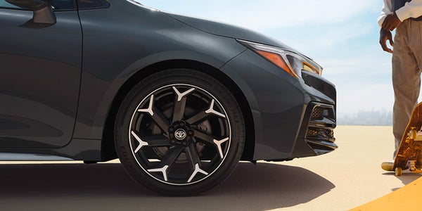 2025 Toyota Corolla LE | Hybrid & Hatchback in St. Louis, MO | Seeger ...