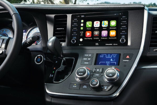 Touch screen available on the 2020 Toyota Sienna